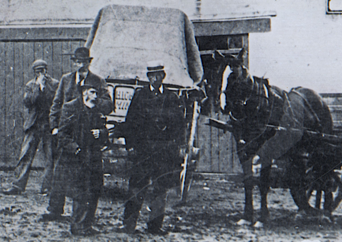 The Crown Inn, late 1800s / early 1900s  (Courtesy Gill Rowlands)